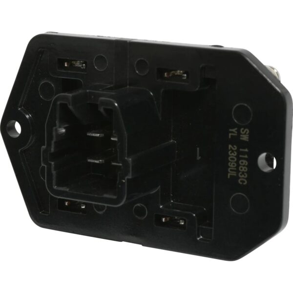 RS8200